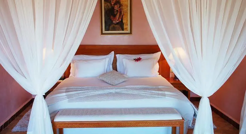 Palais Jena Hotel & Spa Lagouassem